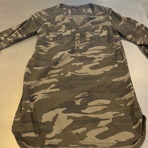 Express. Camo casual dress. Xs.